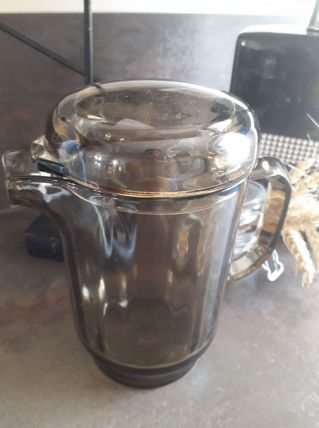 Pichet /carafe vintage avec couvercle  