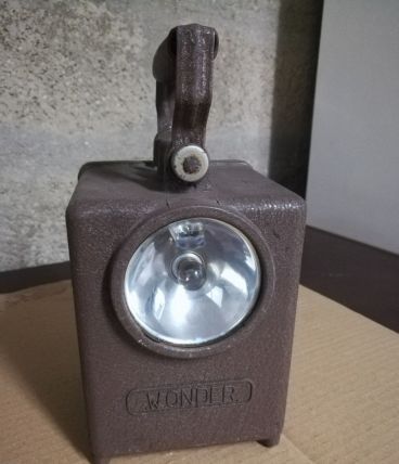 Ancienne lampe type "SNCF" ou "AGRAL" 