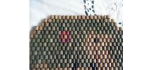 Dessous de plat ancien en perles de bois Travail artisanal