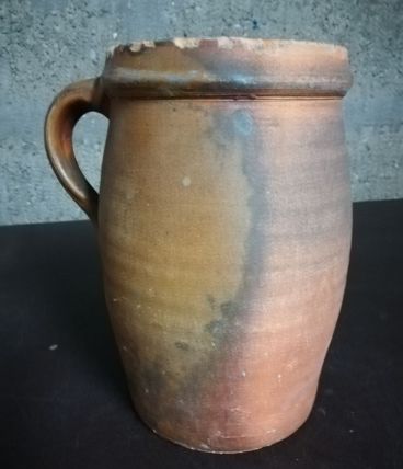 Pot / pichet en terre cuite