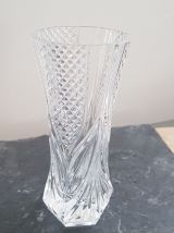 LOT DE 3 VASES EN VERRE CISELES RETRO