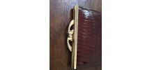 Ancien porte monnaie à soufflets en cuir marron façon croco.