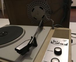 Tourne disque Teppaz BI BALAD