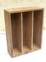 casier d'atelier en bois  , ancien