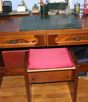 Chambre  (lit, chevet,bureau,armoire,bibliothèque)