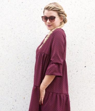 Robe bordeaux fluide à petit pois