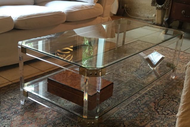 TABLE BASSE