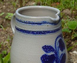 cruche en grès gris et  bleu, vintage