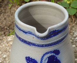 cruche en grès gris et  bleu, vintage