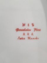Service de table en porcelaine fine