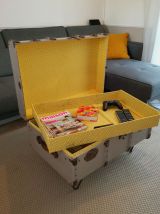 malle cintrée : relookée table basse ou pied de lit