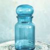 Pot en verre avec bouchon plastique hermétique