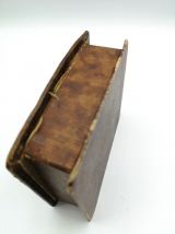 Ancienne boîte pour jeu de cartes