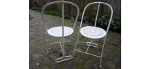 2 chaises de jardin en fer forgé blanches années 30