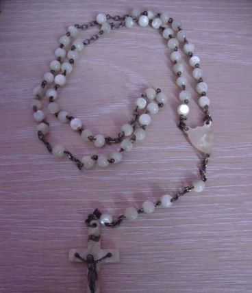 CHAPELET ANCIEN PERLES DE NACRE