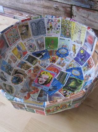 Creation  Sur un ancien saladier en  verre