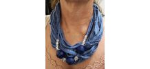 Collier coton boules déco 