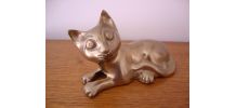 Petit chat en bronze doré