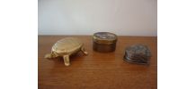 3 ADORABLES PETITES BOITES A PILULES ANCIENNES