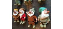 Blanche Neige et les 7 nains en porcelaine TBE 