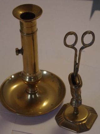 bougeoir et éteignoir 