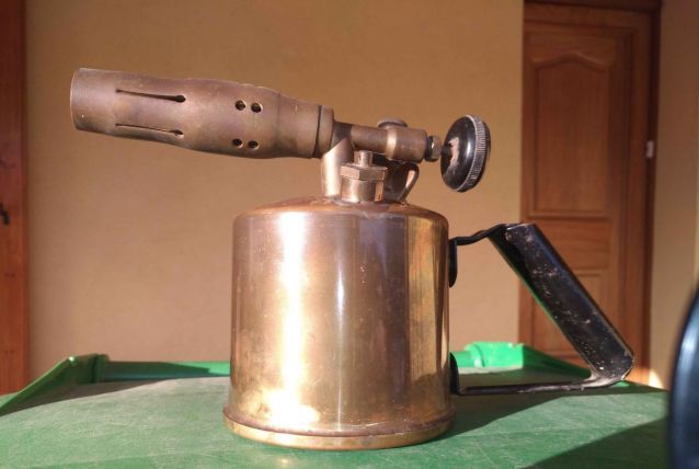 Chalumeau plombier ancien
