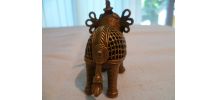 Mignon petit éléphant laiton ajouré Rajasthan