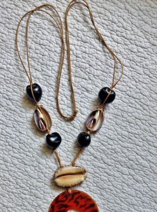 SAUTOIR  &amp; COQUILLAGES DES PHILIPPINES VINTAGE 90S