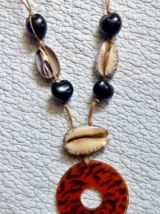SAUTOIR  &amp; COQUILLAGES DES PHILIPPINES VINTAGE 90S