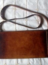SAC-POCHETTE CUIR CAMEL VINTAGE 70S