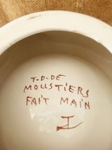 Gros mortier, faïence estampillée T-D-DE à Moustiers