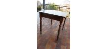 petit bureau ancien table  de travail pièds tournés