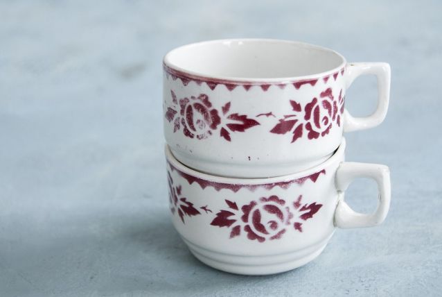 2 tasse à café anciennes motif roses