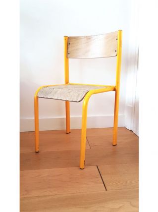 CHAISE ECOLIER