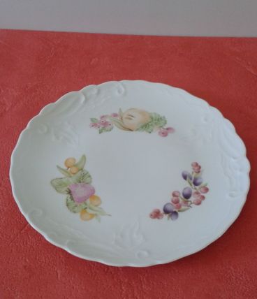 Plat en porcelaine.