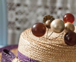 Lot  de 8 épingles à chapeau anciennes