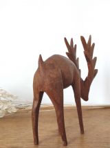 Statuette vintage Cerf en bois sculpté