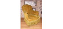 Fauteuil crapaud velours Napoléon III jaune doré