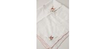Petite nappe en coton ajourée et brodée
