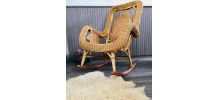 Rocking-chair rotin vintage 