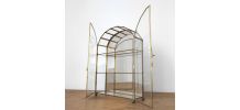 Vitrine vintage en verre , laiton et fond miroir
