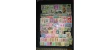 timbres thèmes différents pays (classeur)