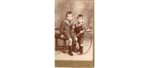 photo ancienne 2 enfants au cerceau vers 1900