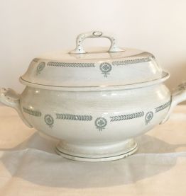 Soupiere et plat 