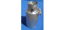 bidon  a lait en  aluminium , vintage