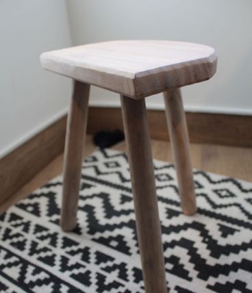 Tabouret de ferme 