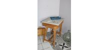 Bureau pupitre piètement scandinave