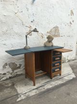 Bureau de type americain relooké