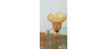 Vase de couleur jaune