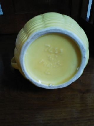 Pichet jaune Saint Clément